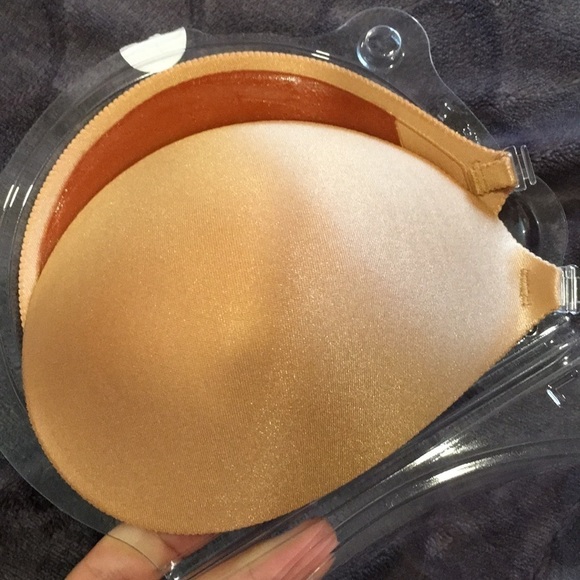 Nubra strapless backless bra - Picture 7 of 8